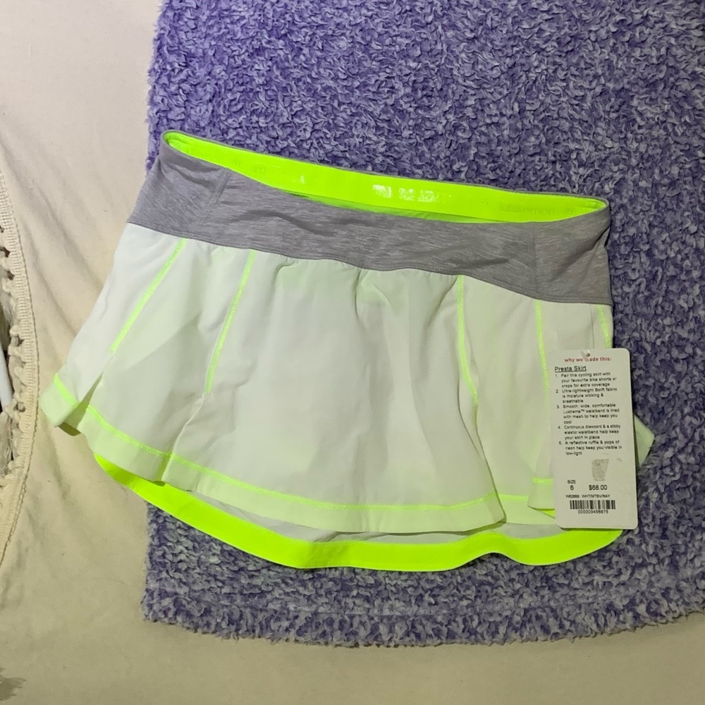 Lululemon presta skirt size 6 NWT
